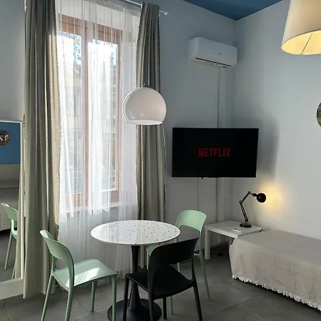 Nice Studio Apartment Apartamento Prato (Prato)